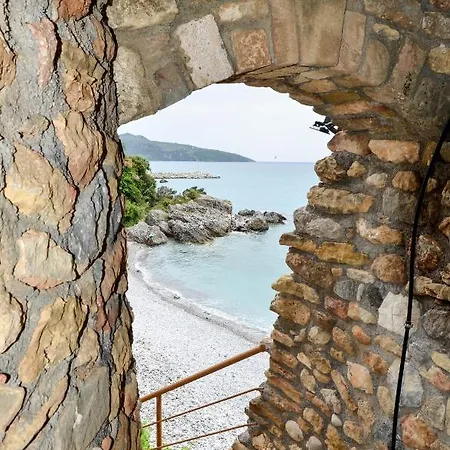 Exantas Апартаменты