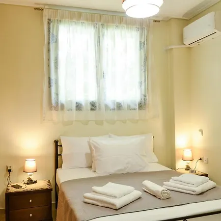 Exantas Апартаменты Каламата